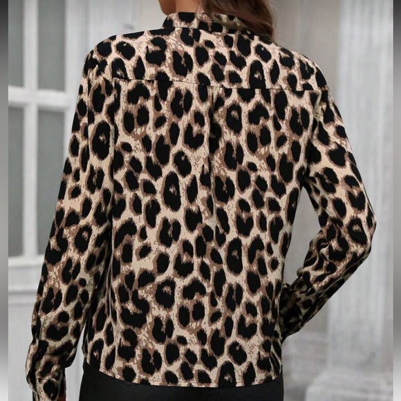 New Leopard Print long sleeve Top - Picture 5 of 5